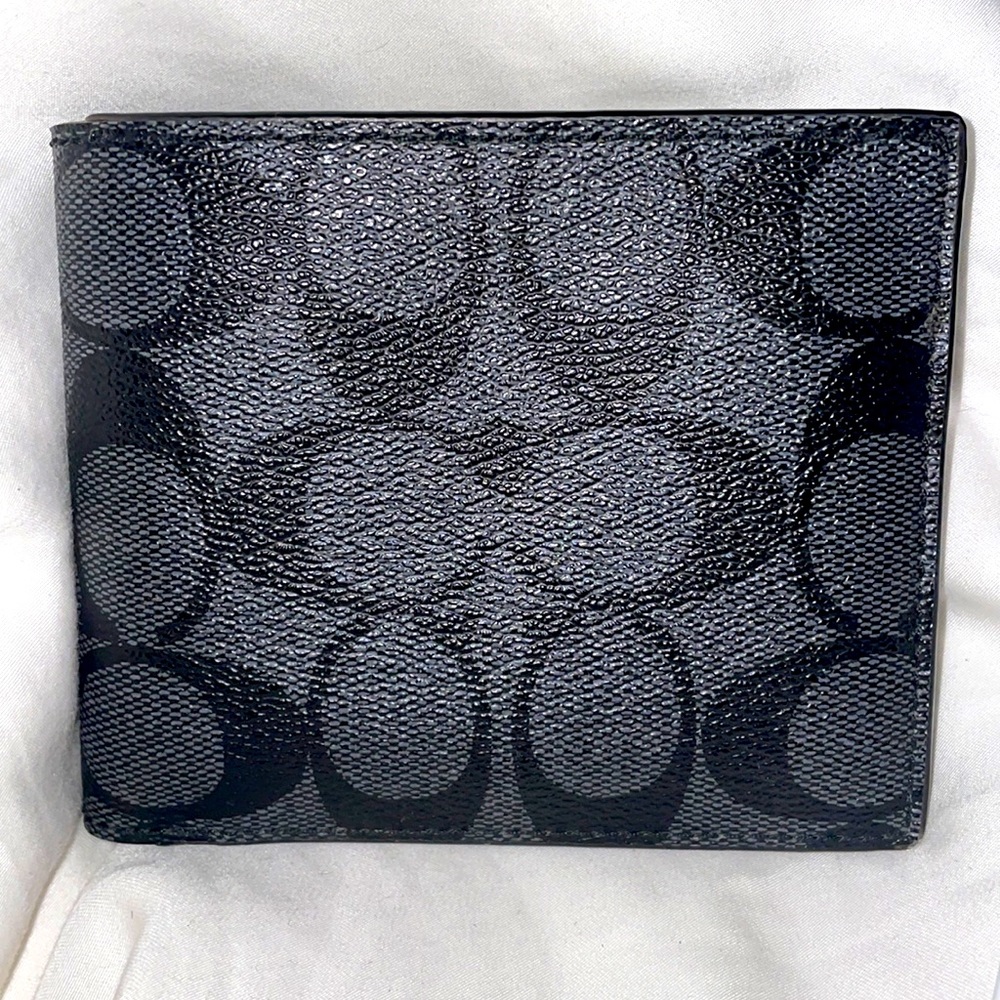 Coach Slim Billfold Wallet - Signature Canvas